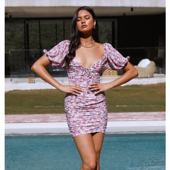 NWT Floral Ruched Mini Dress - Picture 6 of 7